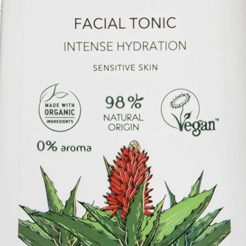 ECOLATIẼR Facial Tonic Intense Hydration Formula with Organic Aloe Vera
